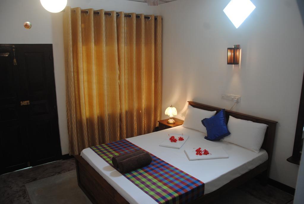 Aknara Rest Hotel Weligama Ngoại thất bức ảnh