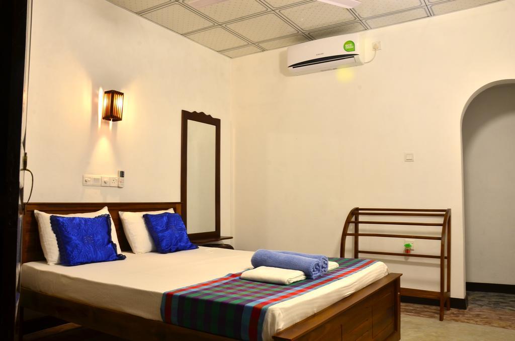 Aknara Rest Hotel Weligama Ngoại thất bức ảnh