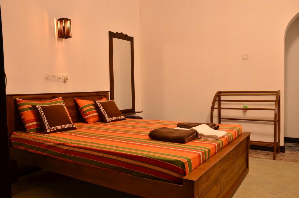 Aknara Rest Hotel Weligama Ngoại thất bức ảnh